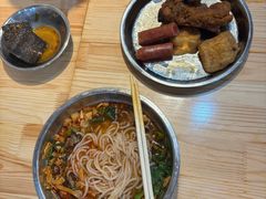 -柳州肥姨妈大骨螺蛳粉(东靖路店)