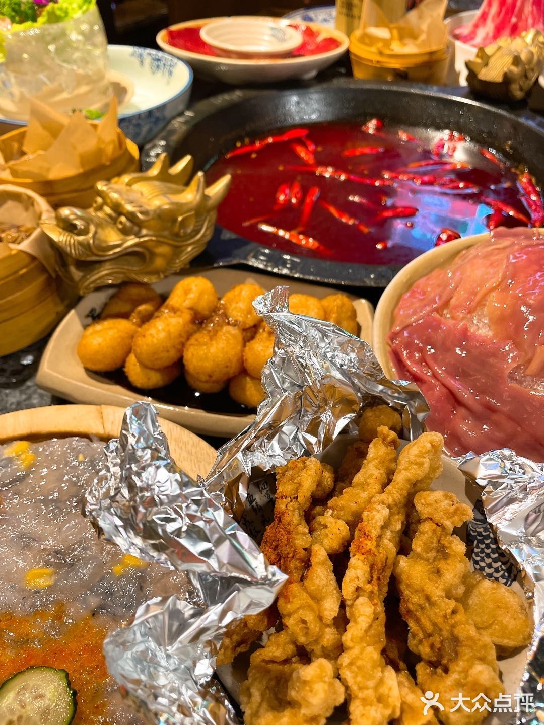 隐藏在人广的超大沉浸式古风火锅店