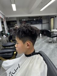 点击看大图 -iu潮牌·SALON