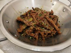 -张大师鸭爪爪特色干锅(南湖店)