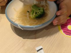 -小杨生煎(金山百联购物中心3楼店)