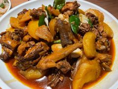 新疆大盘鸡-谷丽麦馕新疆菜·清真(步步高梅溪新天地店)