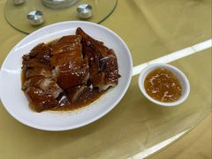 烧鹅-吉莲利苑海鲜酒家(珠海拱北29年老字号店)