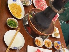 -楼外楼大刀肉传统火锅居(博学路店)