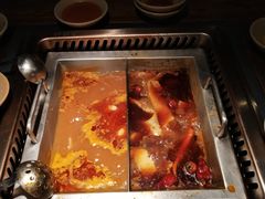 -老牌坊云南鱼豆花火锅(哈西万达店)