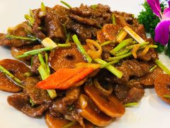 秘蒜爆牛肉-卫鼎轩·曹公馆(鼓楼店)