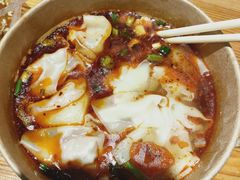 红油抄手-八一好吃街·高品美食广场