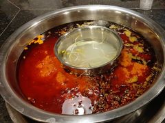 鸳鸯锅-邓莽子老火锅(中兴路总店)