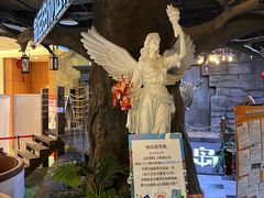-暴风岛沉浸式体验馆(百联世纪店)