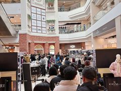 -燕莎奥特莱斯购物中心