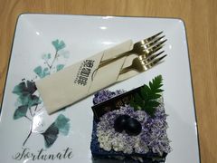 蓝调蛋糕-ZING COFFEE 镜咖啡