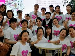 -爱月宝月嫂·育儿嫂(哈尔滨总店)