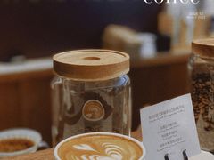 澳白-Punchline Coffee&Roaster(同济大学店)