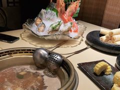 -余欢领鲜火锅(新街口店)