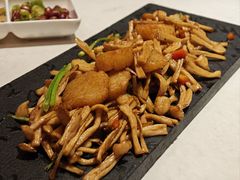 -荟廷·晶萃(陆家嘴尚悦湾店)