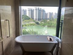 -广州汇华希尔顿逸林酒店