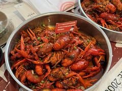 -肥肥虾庄·金牌油焖大虾(东湖欢乐谷店)