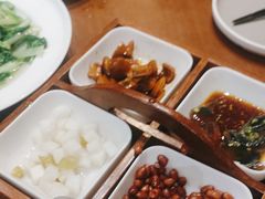 -宴小馆·小海鲜青岛菜(五四广场店)