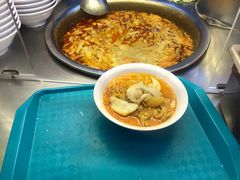 -亚王咖喱鸡米粉面