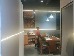 -鑫郭氏·南昌20年大排档(红谷滩旗舰店)