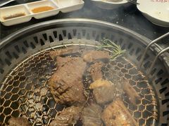 -木槿花韩式炭烤·熟成肉工坊(孙文东路店)