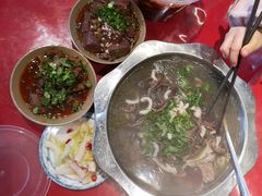 -谢老五跷脚牛肉·非遗传承店