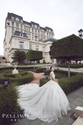 -派丽莫Pellimo原创设计婚纱品牌