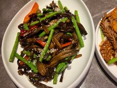 -闫府私房菜·老字号(恒隆店)