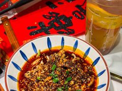 -黄记煌三汁焖锅(新佳丽江汉路店)