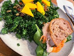 烟熏三文鱼三明治-wagas(暖山店)