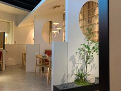 -蜜桃餐厅·伴山(绿宝广场店)