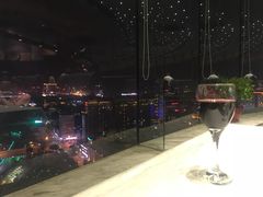 -云顶旋转自助景观餐厅