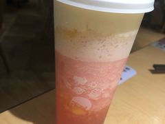 芝芝桃桃-喜茶(上海正大广场店)
