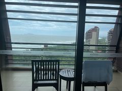 -三亚湾海居铂尔曼度假酒店