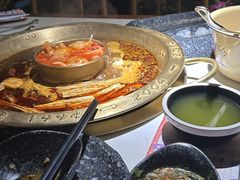-新哥老官·畅吃123·美蛙世界(苏宁广场店)