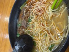 -志权牛肉面(灵山路店)