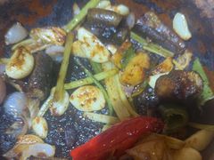 -天宝食坊·啫啫煲大排档(西华路店)