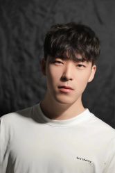 -查尔曼男士理发馆