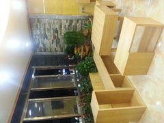 2-艾博士·经络·推拿·正骨(湖景花园店)