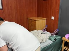 -国医整脊馆(武夷路店)