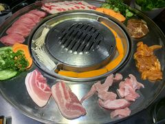 -哈哈碳都·牛肋条无限自助烤肉(台江万达店)