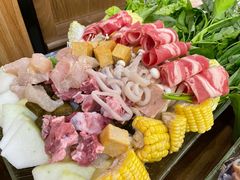 -樾餐厅泰式海鲜火锅(民歌湖店)