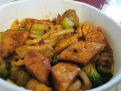 麻辣香锅米粉-董小西的凉皮和椒麻鸡(三元桥店)