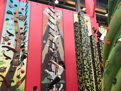 -蒙特利亲子乐园