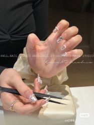 -UGIRL有个美甲