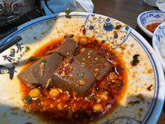 -肖四女乐山跷脚牛肉(南汇大学城生活广场店)