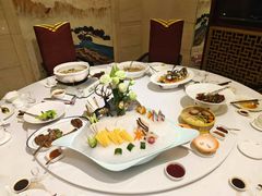 -云南荟·湖畔领宴(领事馆店)