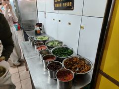 -文山荷鲜居(翠湖店)