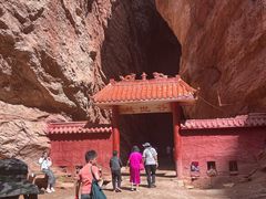 -天山神秘大峡谷