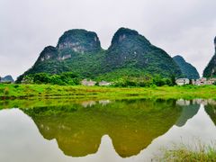 -钟山水墨田园